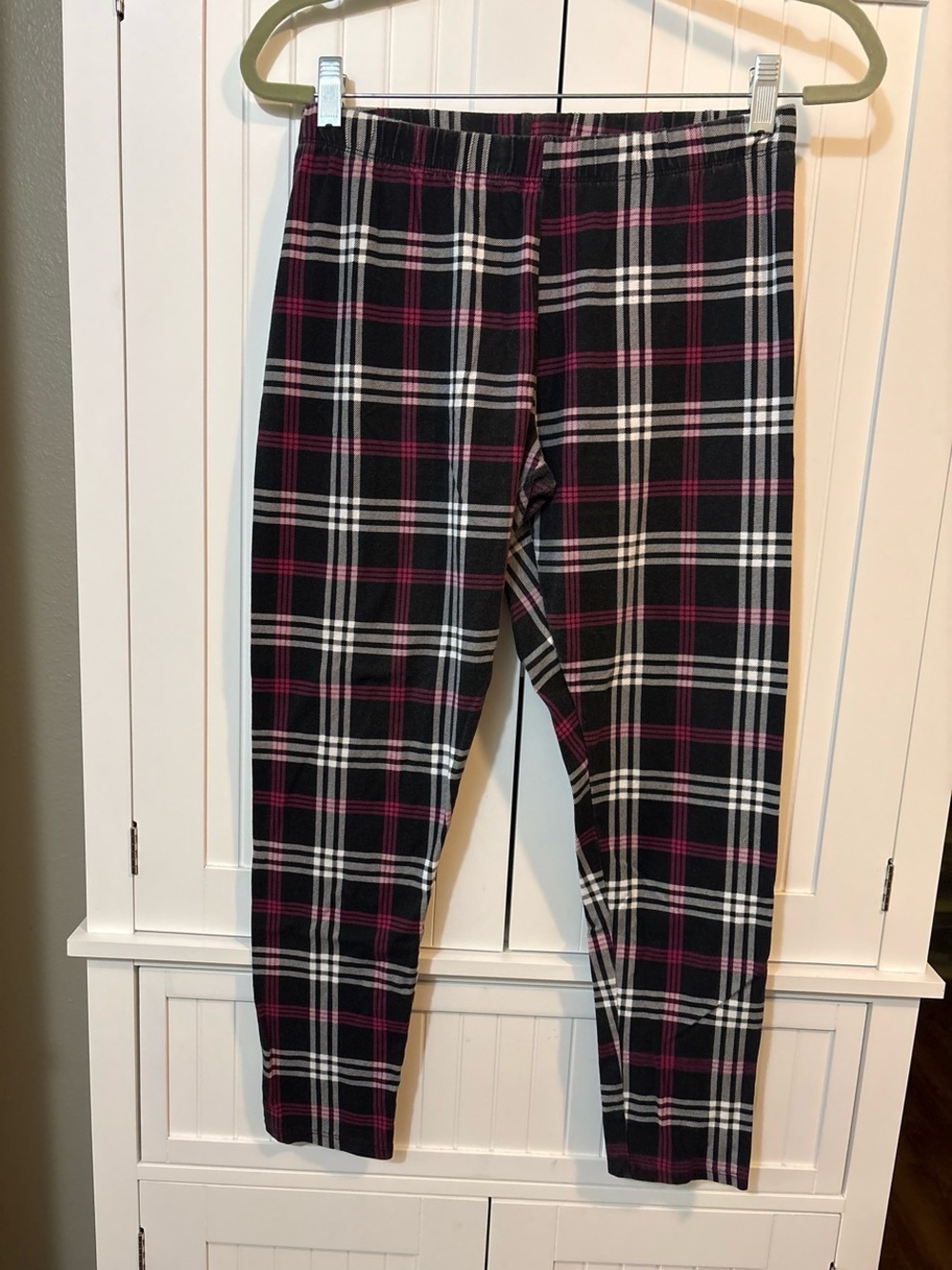 No Boundaries Plaid Leggings Size Large Black Maroon Stretch Pants Y2K Alt